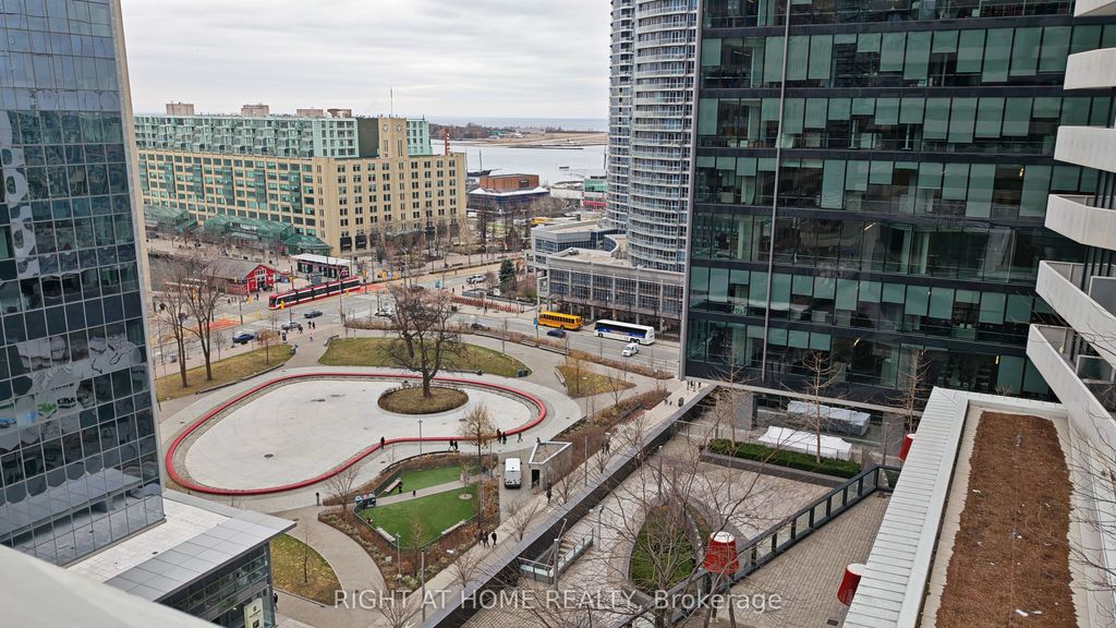Photo of 88 Harbour Street #1401, Toronto, ON M5J 0C3 (MLS # C13517030)