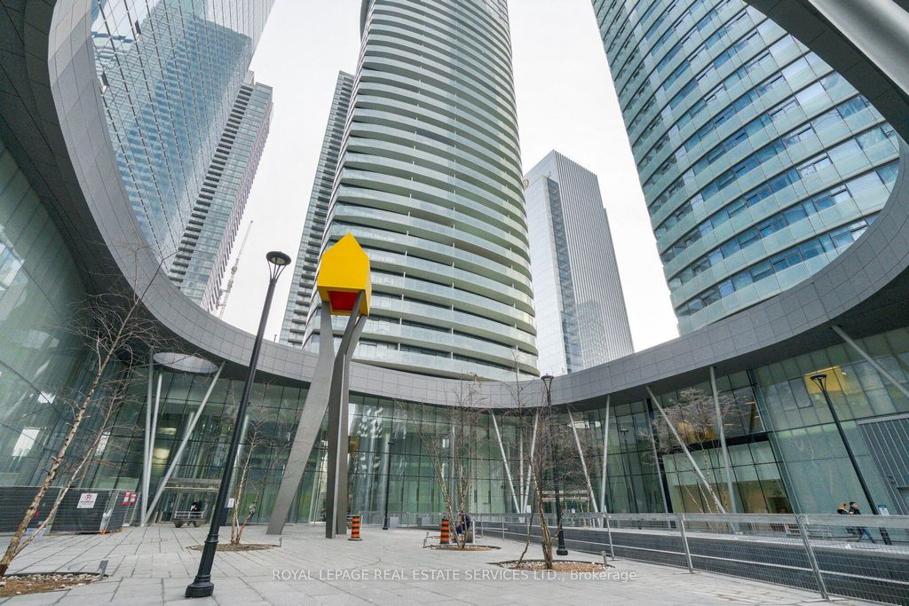 Photo of 12 York Street #407, Toronto, ON M5J 0A9 (MLS # C12429451)