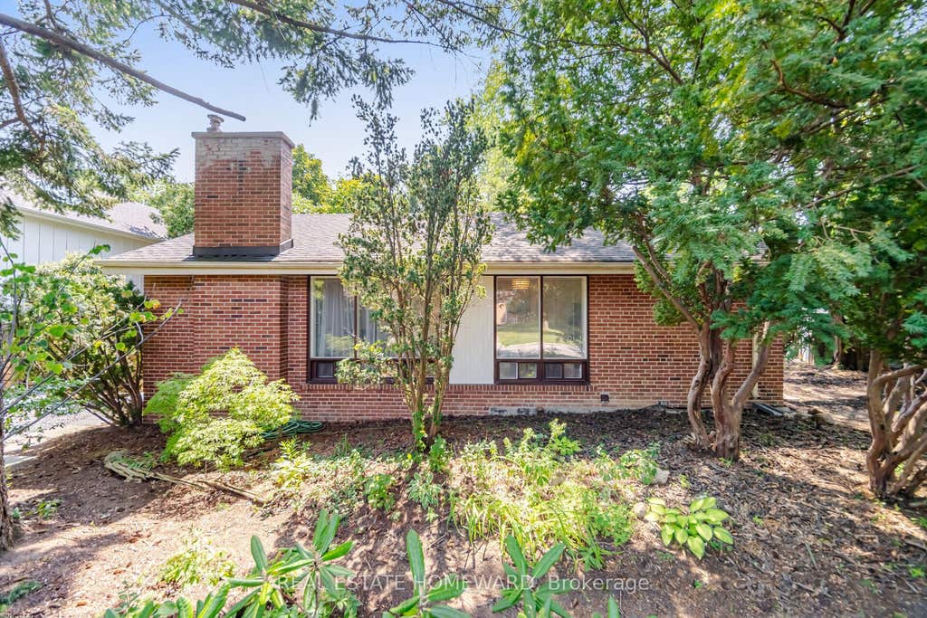Photo of 3 Shadwell Place, Toronto, ON M3B 1J4 (MLS # C13685848)