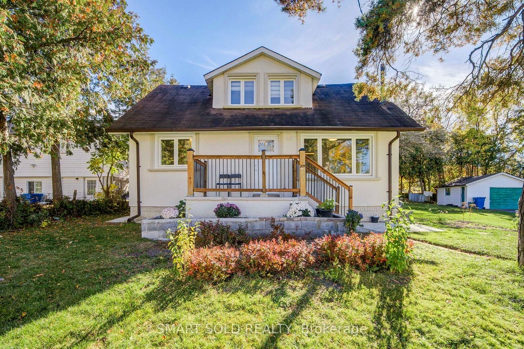 Photo of 209 Pine Beach Drive, Georgina, ON L4P 2V6 (MLS # N14113734)