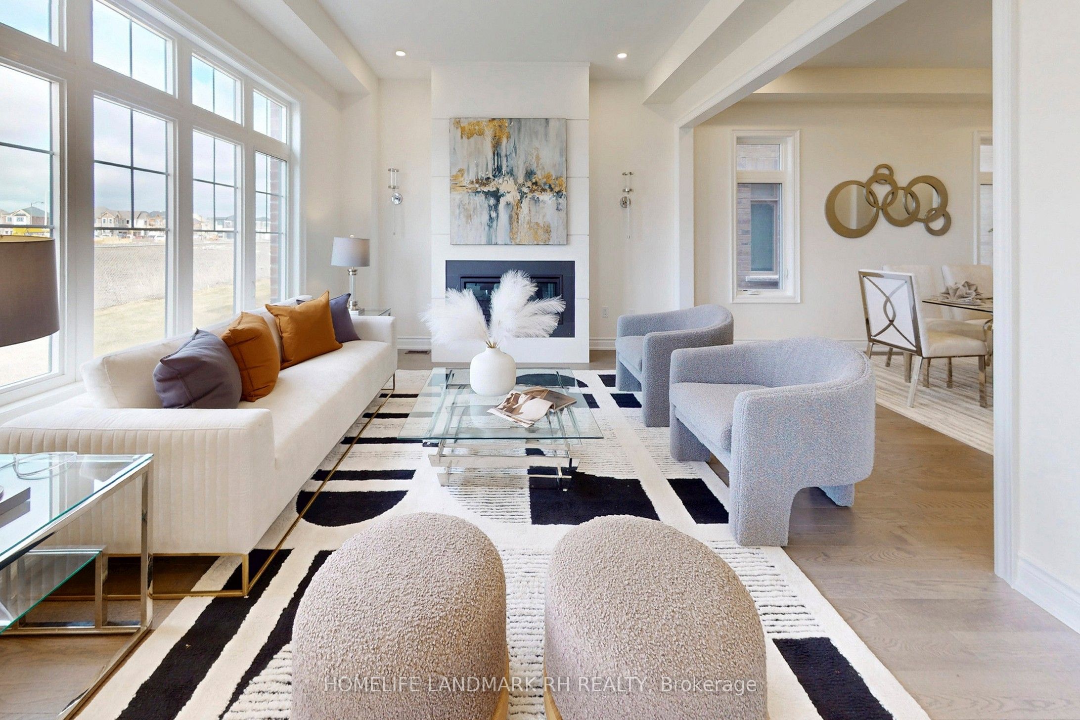 186 Leslie Richards Street