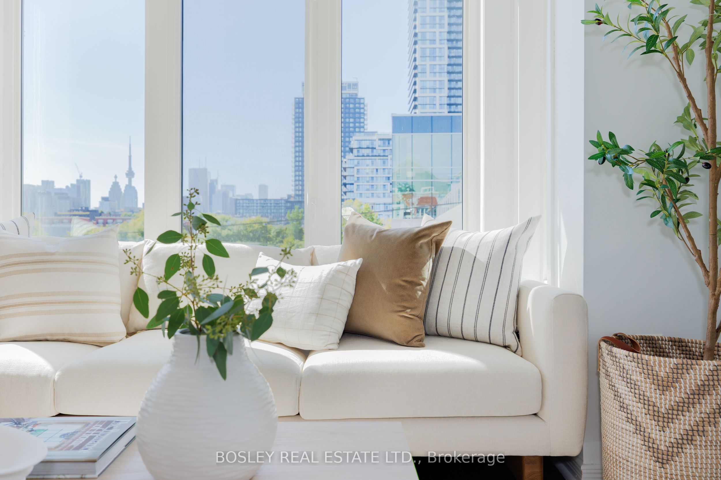 4 Frances Loring Lane 2