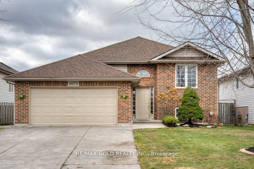 Photo of 1075 BANWELL Road, Windsor, ON N8P 1J3 (MLS # X12612566)