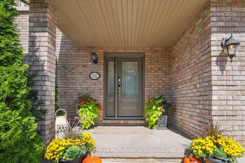 Photo of 242 1ST STREET A N/A W, Owen Sound, ON N4K 6R5 (MLS # X12457542)