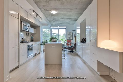 130 Rusholme Road 309 Toronto ON M6H 1A7