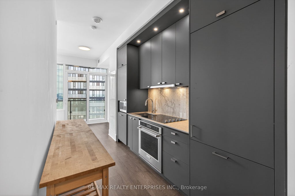 Photo of 470 Front Street W #2306, Toronto, ON M4V 0V6 (MLS # C13416610)