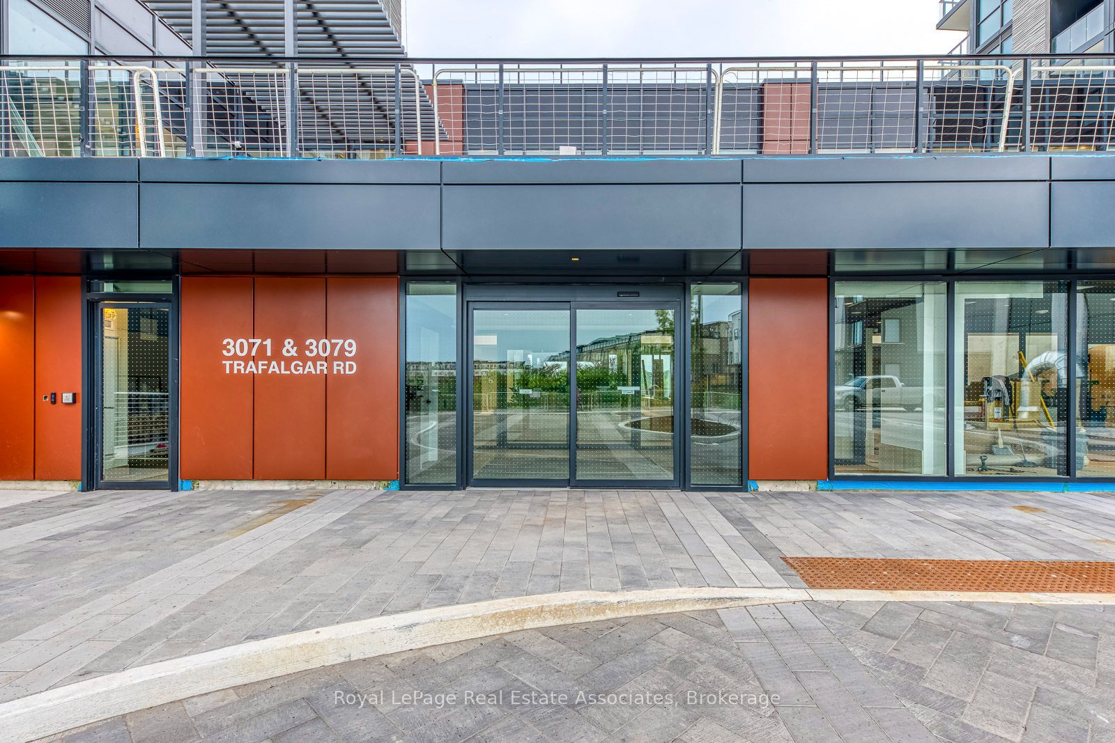 3079 Trafalgar Road 903