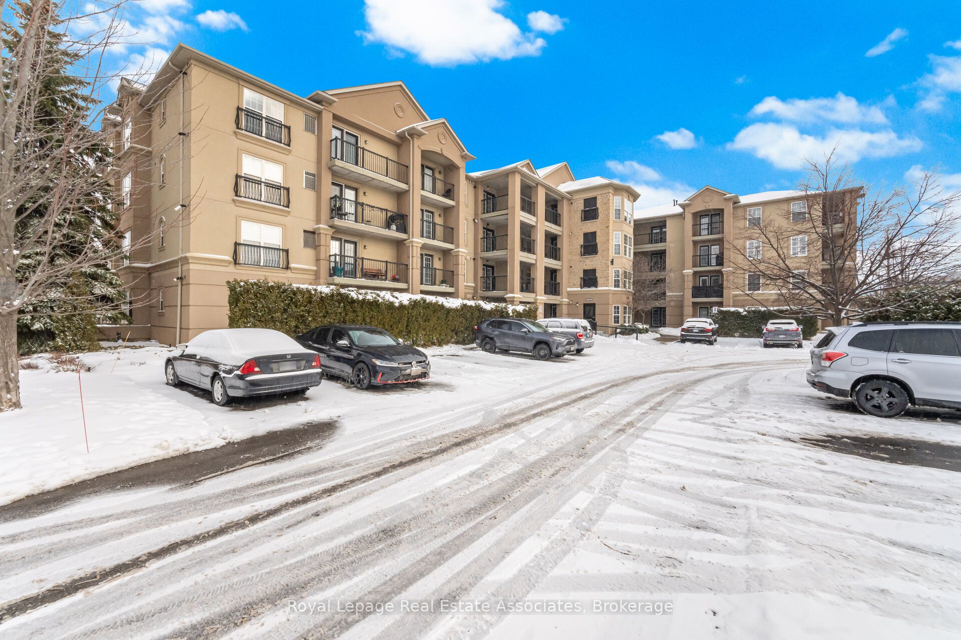 2055 Appleby Line 107