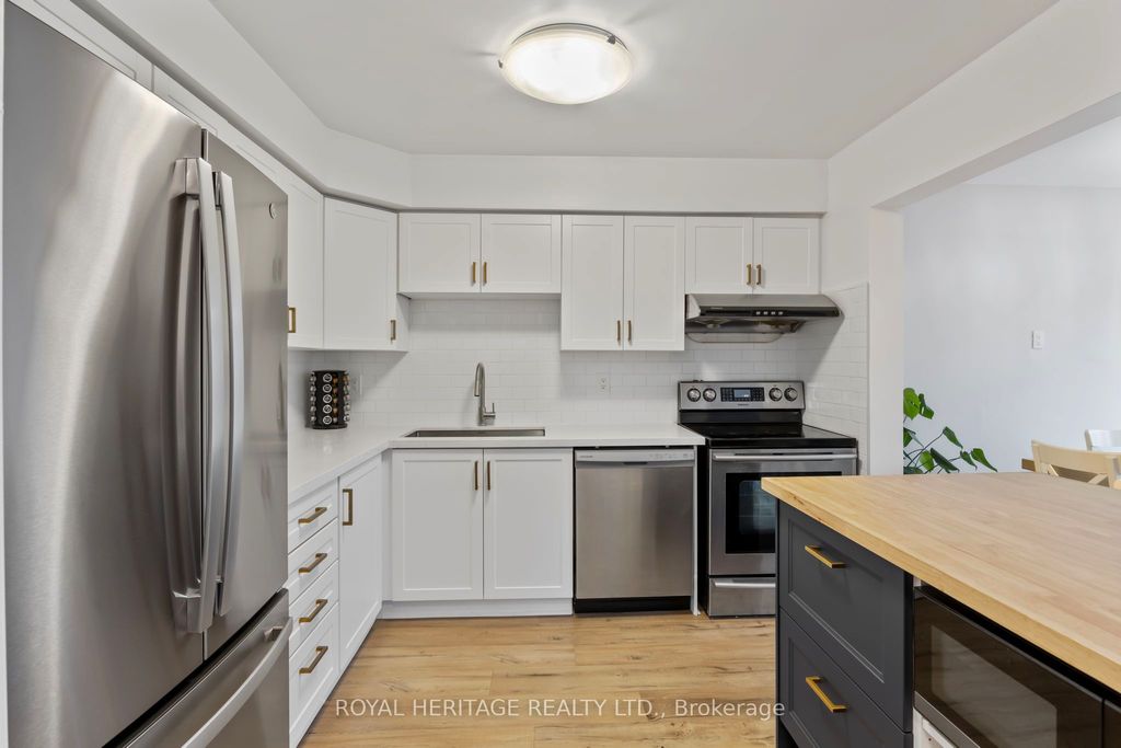 Photo of 1251 Quest Circle, Mississauga, ON L5N 8B6 (MLS # W13100386)