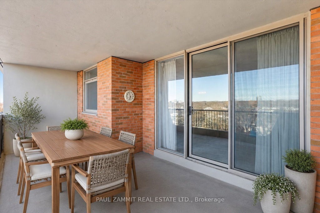 Photo of 7811 Yonge Street #701, Markham, ON L3T 4S3 (MLS # N13681176)