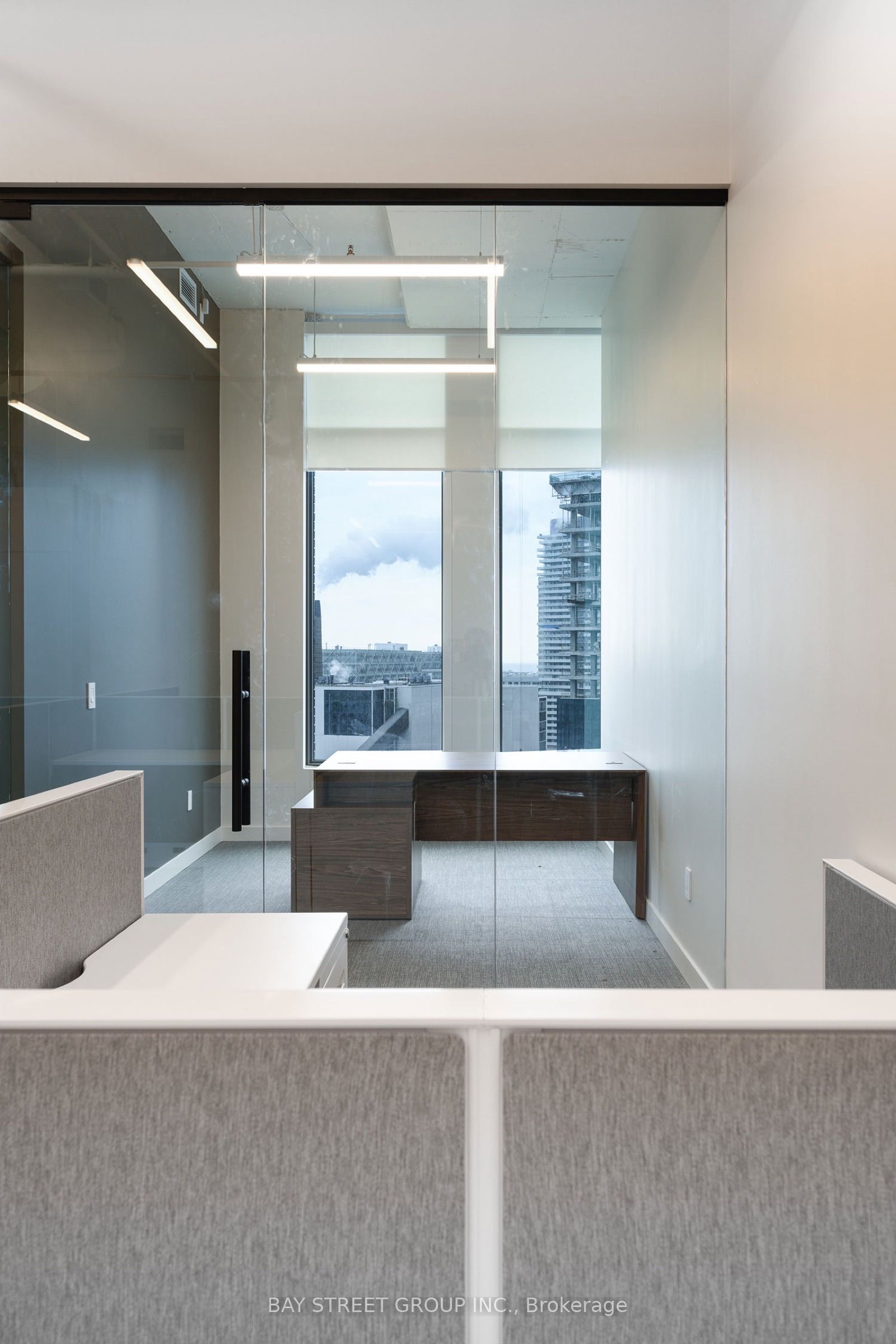 130 Queens Quay E 1120 & 1122