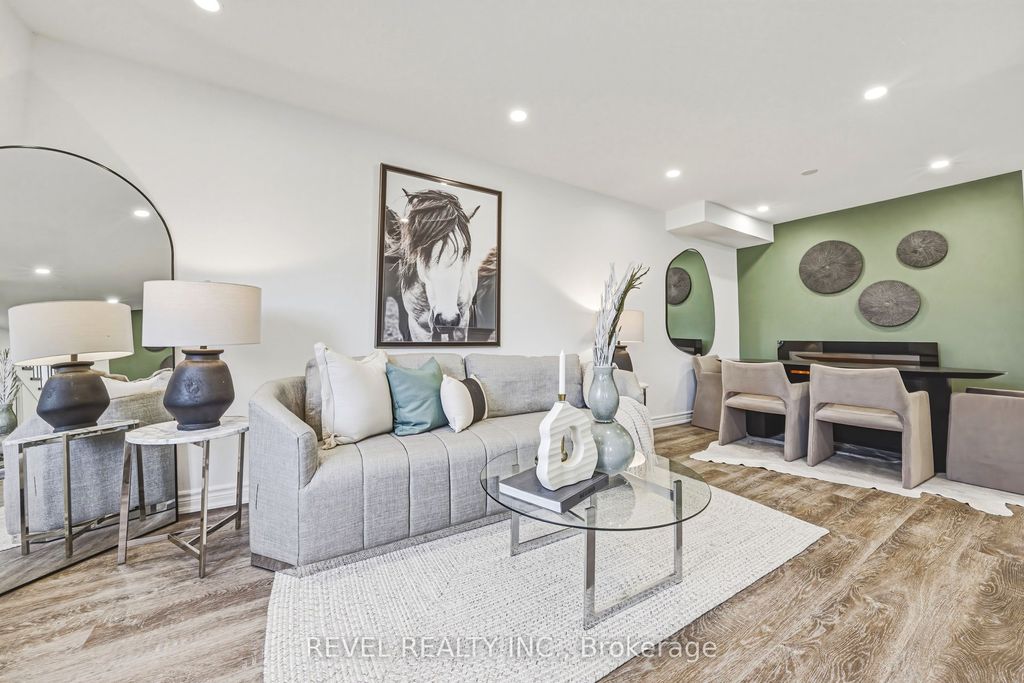 Photo of 1588 South Parade Court #72, Mississauga, ON L5M 6E7 (MLS # W12932150)