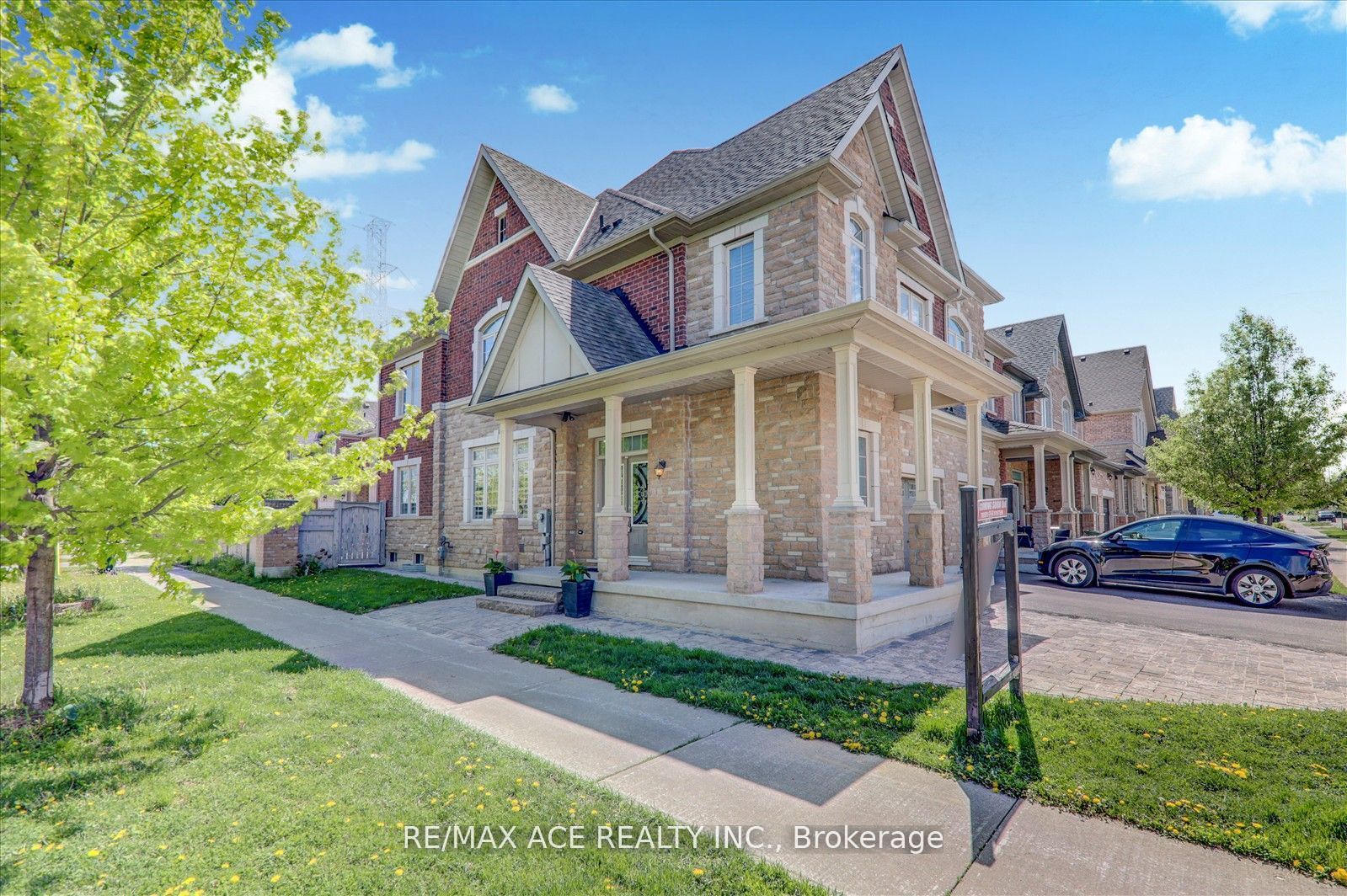 1 Goldthread Terrace
