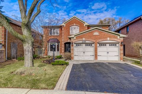 2139 Brays Lane Oakville ON L6M 2T2
