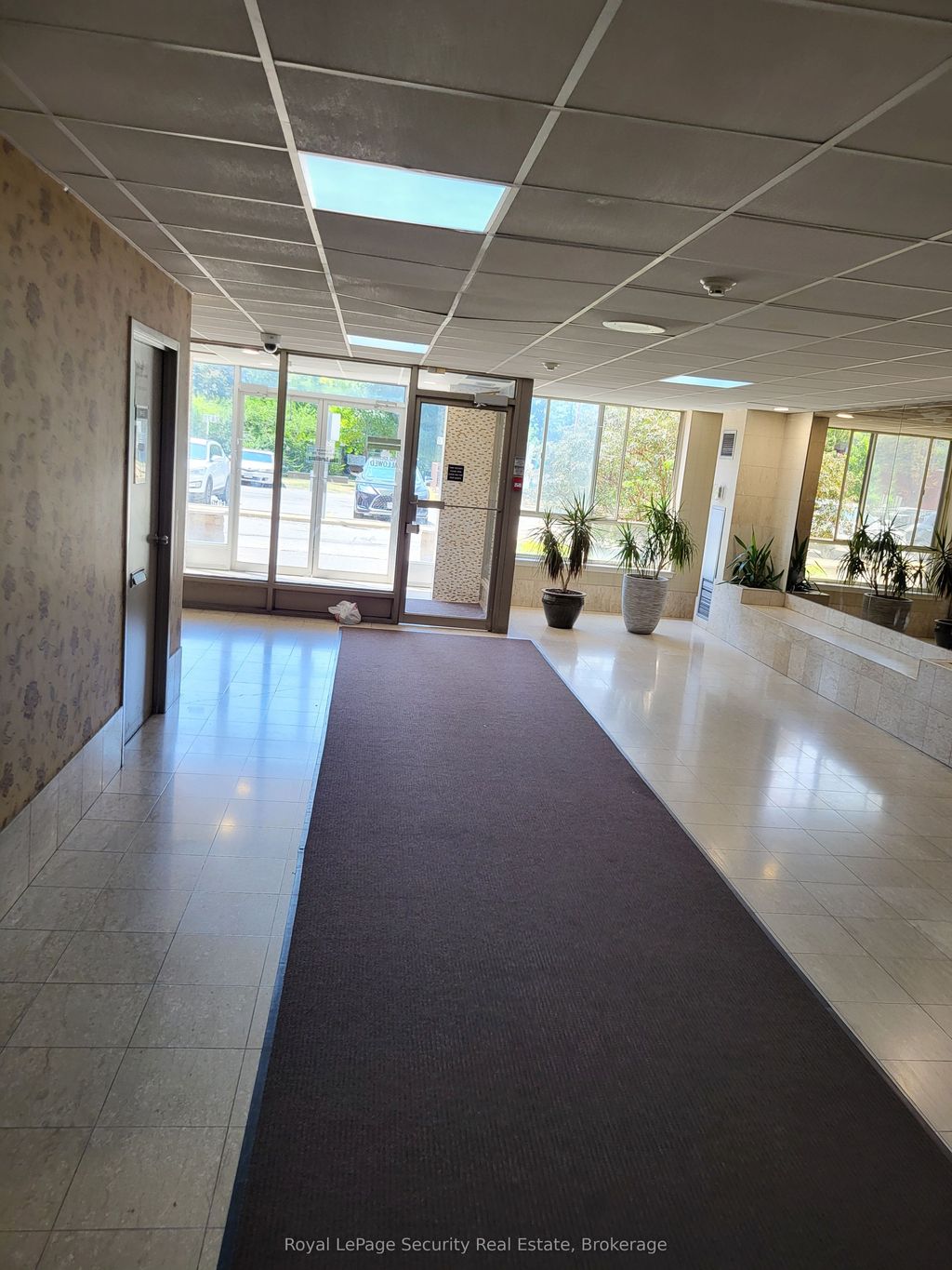 Photo of 2470 Eglinton Avenue W #605, Toronto, ON M6M 5E7 (MLS # W12294645)