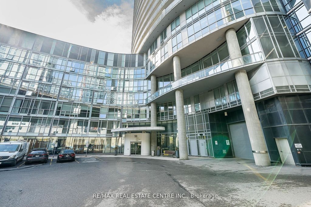 Photo of 38 Dan Leckie Way #233, Toronto, ON M5V 2V6 (MLS # C12538176)