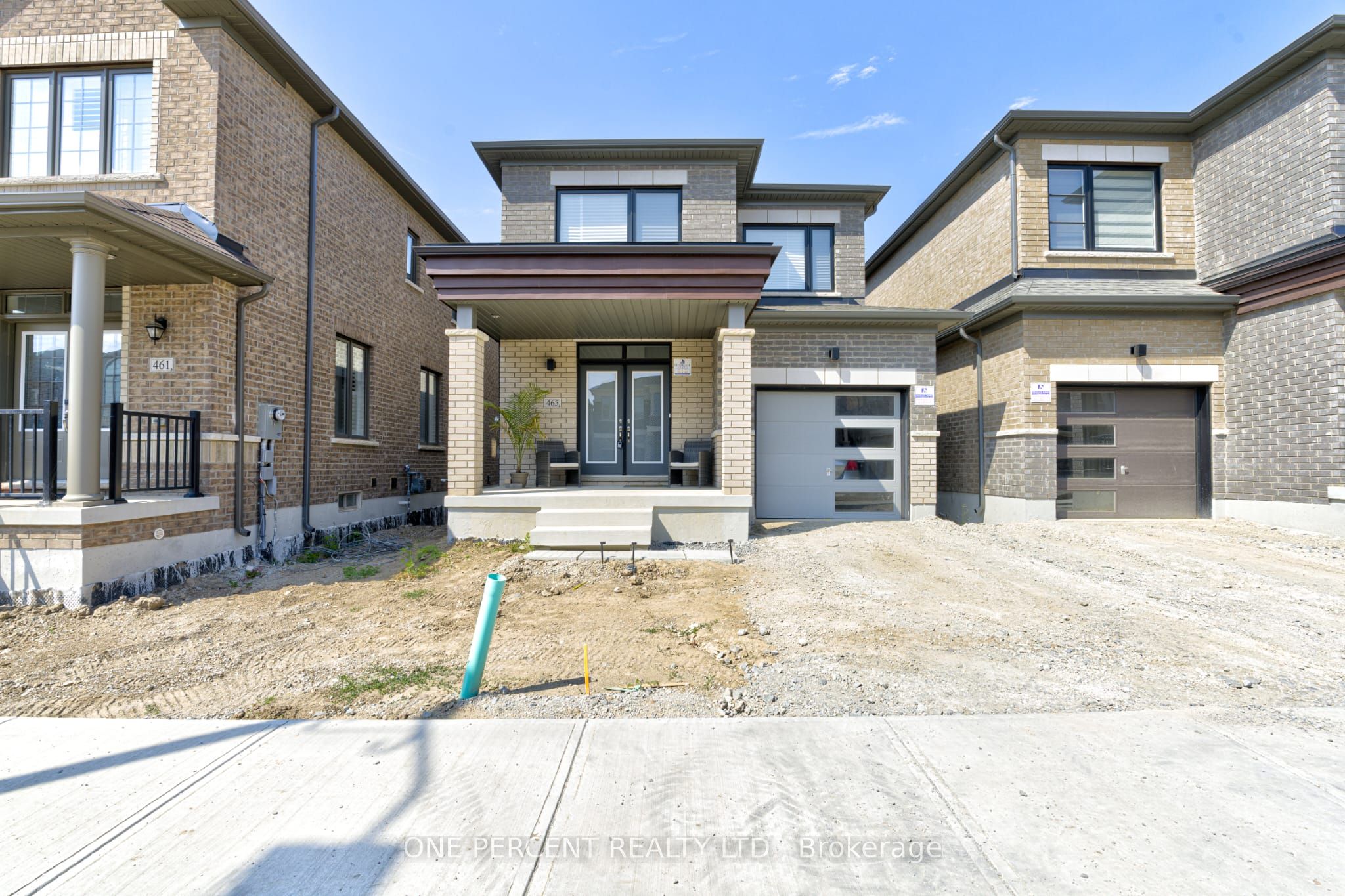 465 Kennedy Circle W