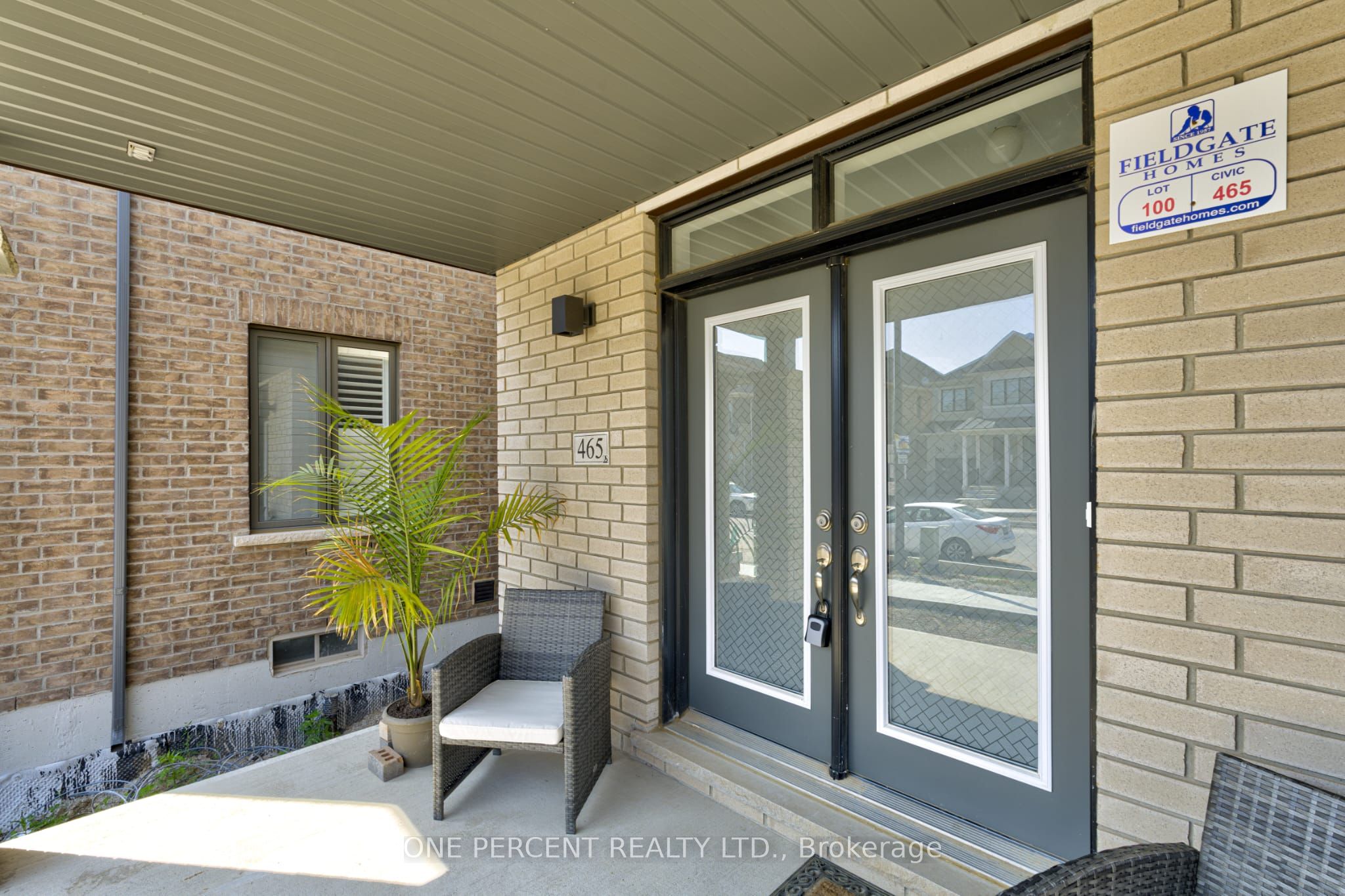 465 Kennedy Circle W