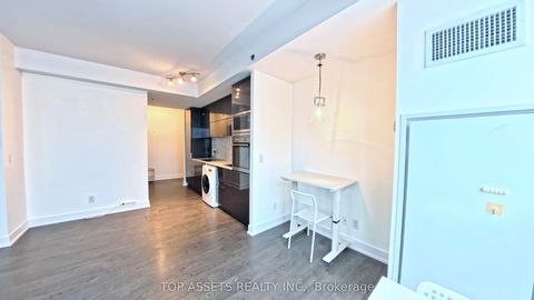 Photo of 318 Richmond Street W #3006, Toronto, ON M5V 0B4 (MLS # C12743746)