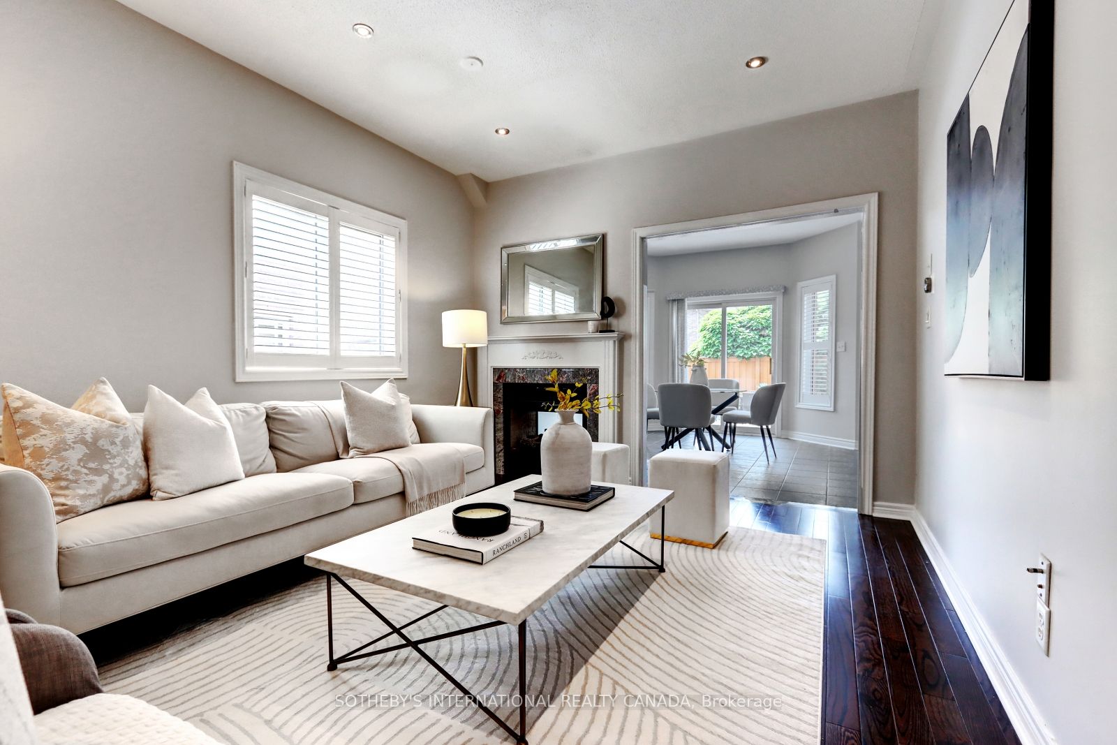 72 Silver Oaks Boulevard