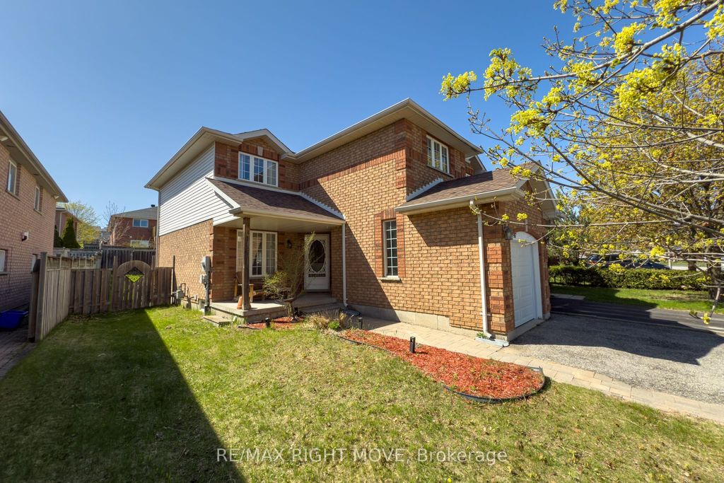 Photo of 147 Julia Crescent, Orillia, ON L3V 7X3 (MLS # S12467465)