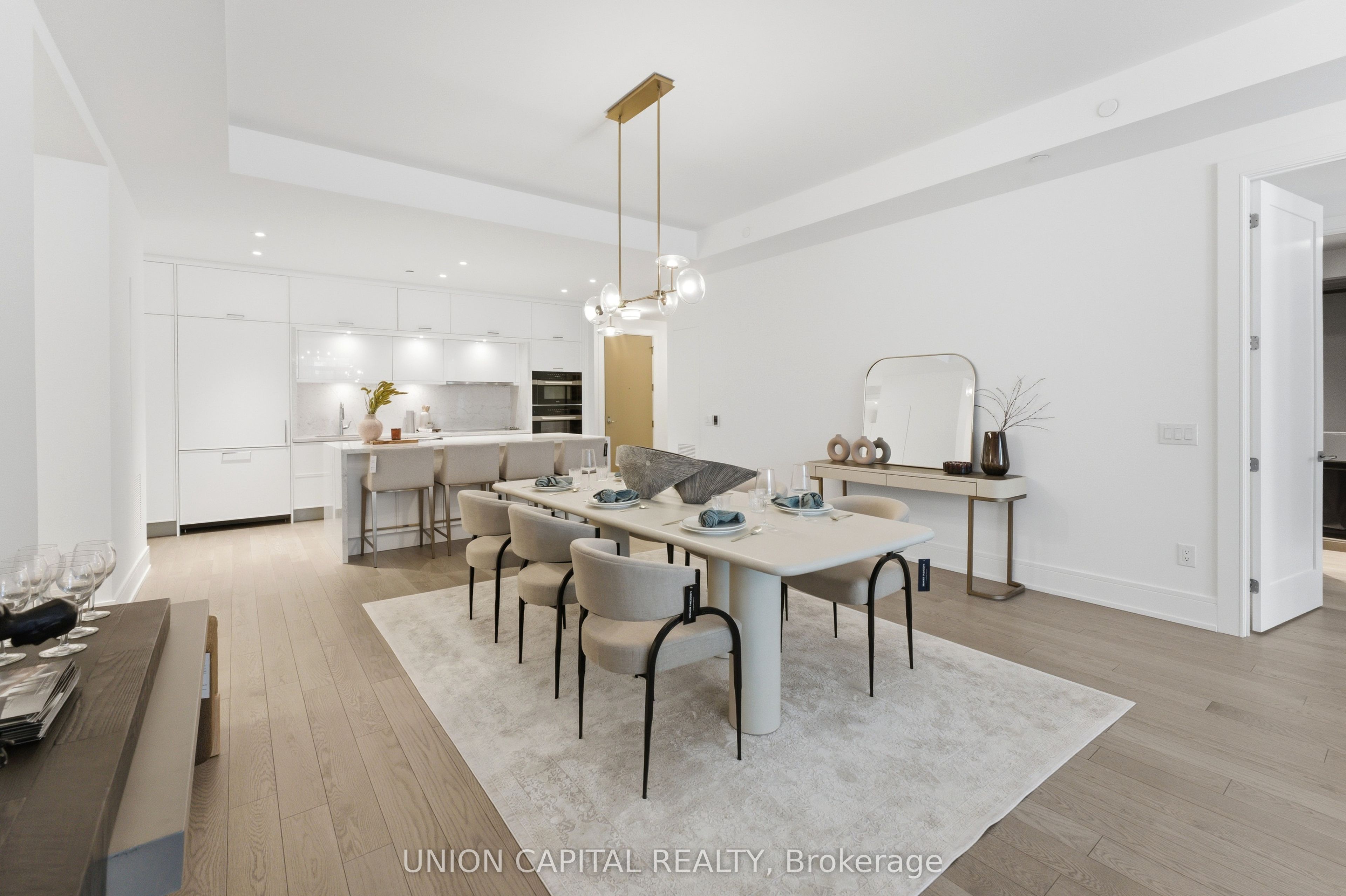 399 Royal Orchard Boulevard 19