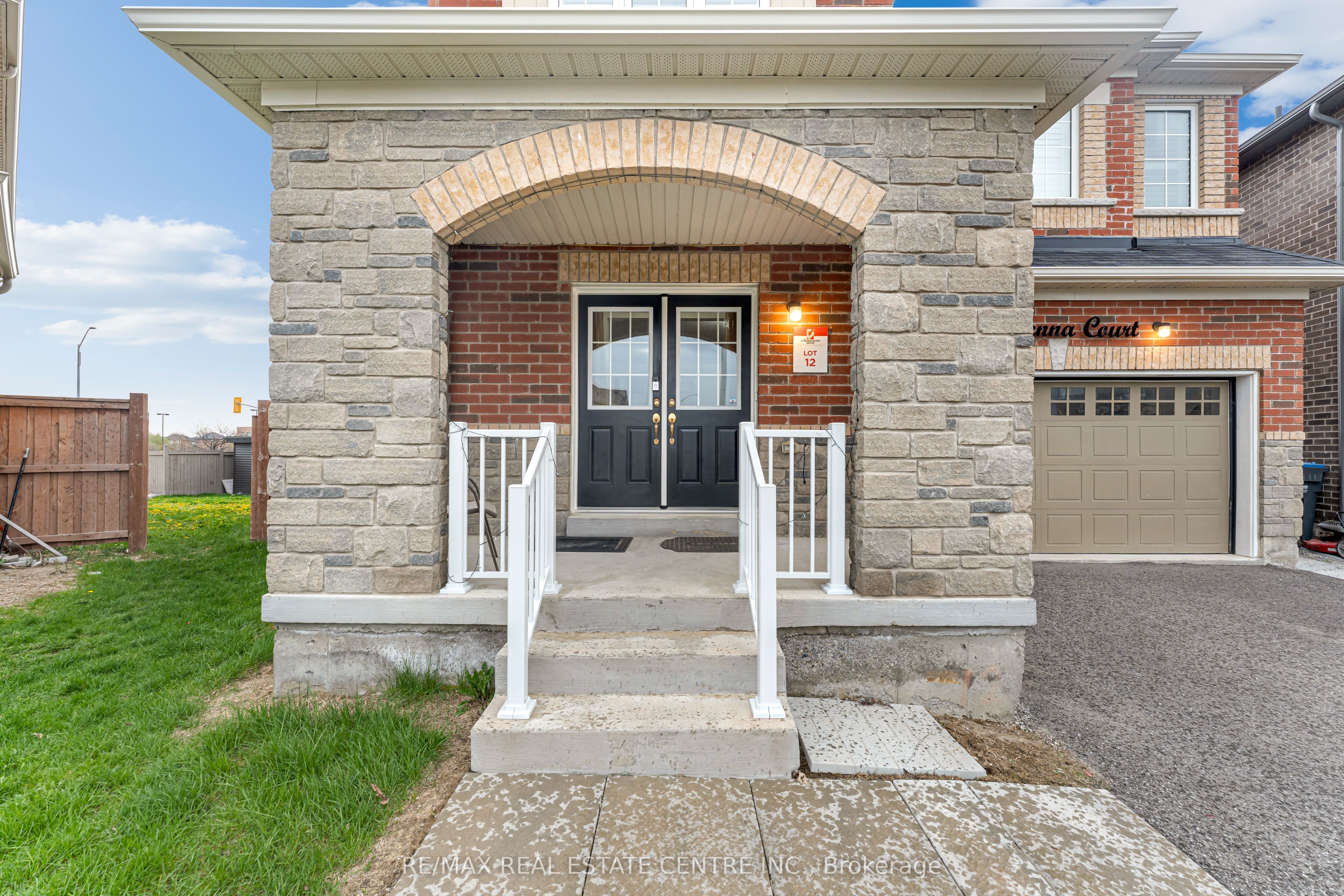10 JENNA Court