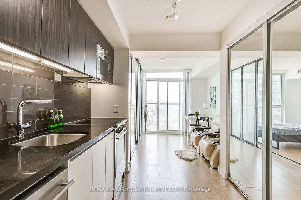 Photo of 85 Queens Wharf Road #3208, Toronto, ON M5V 0J9 (MLS # C13861220)