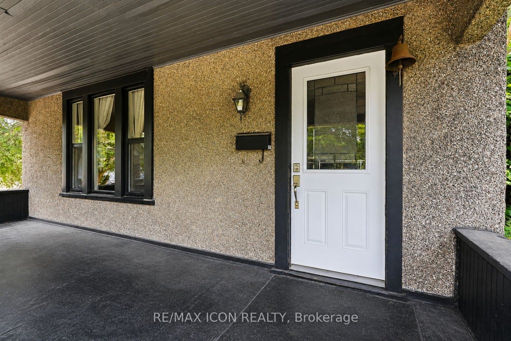 Photo of 31 Mount Pleasant Avenue, London North, ON N6H 1C8 (MLS # X13654300)
