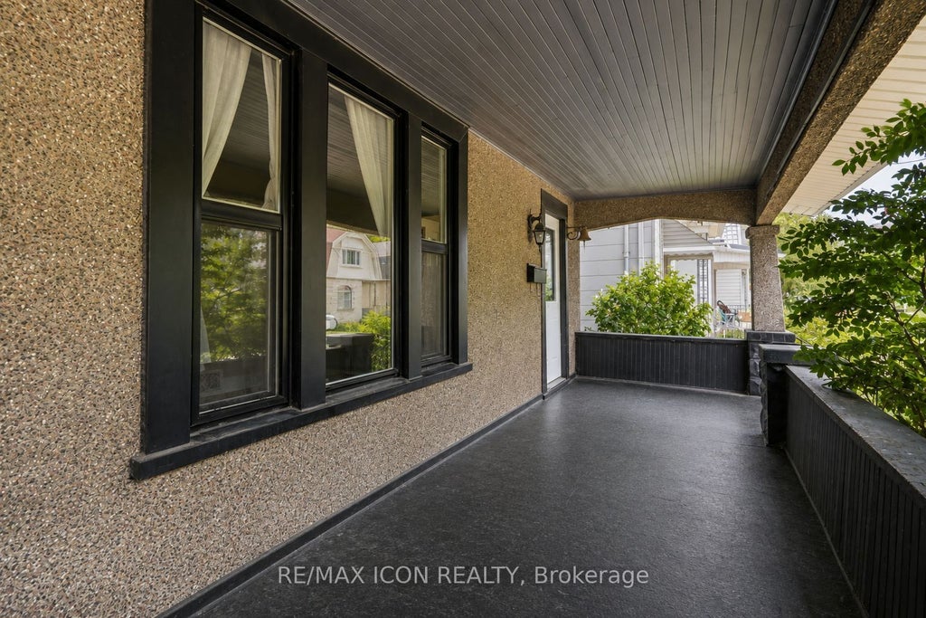 Photo of 31 Mount Pleasant Avenue, London North, ON N6H 1C8 (MLS # X13654300)