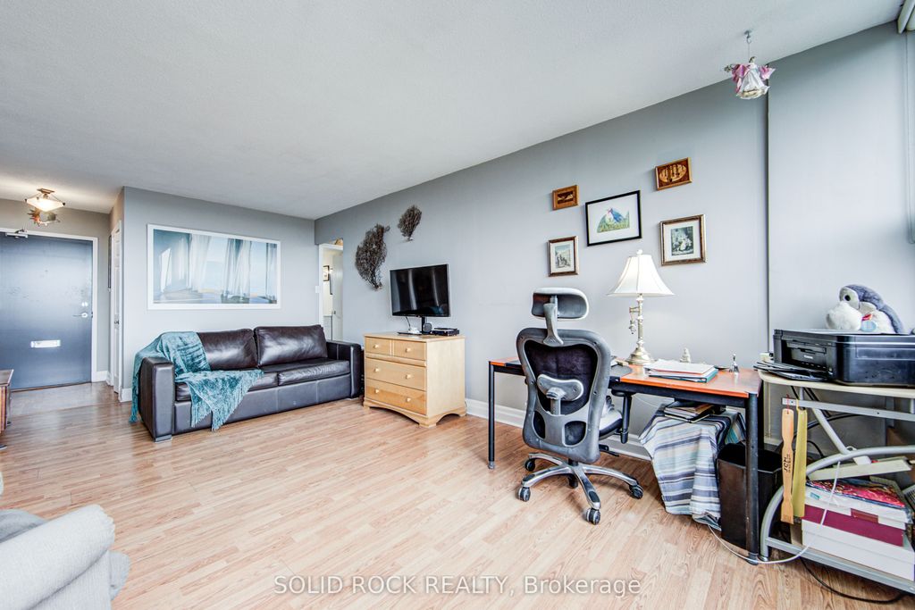 Photo of 451 The West Mall N/A W #810, Toronto, ON M9C 1G1 (MLS # W13110986)