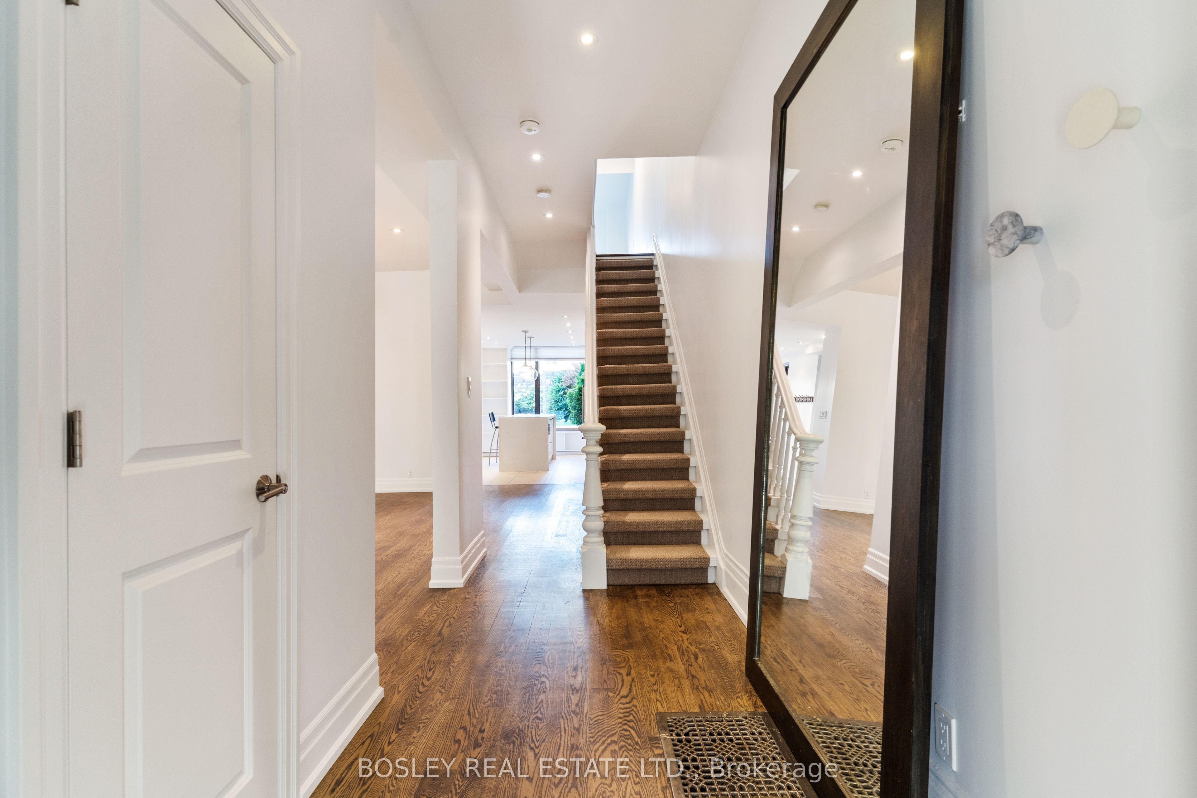 520 Manning Avenue