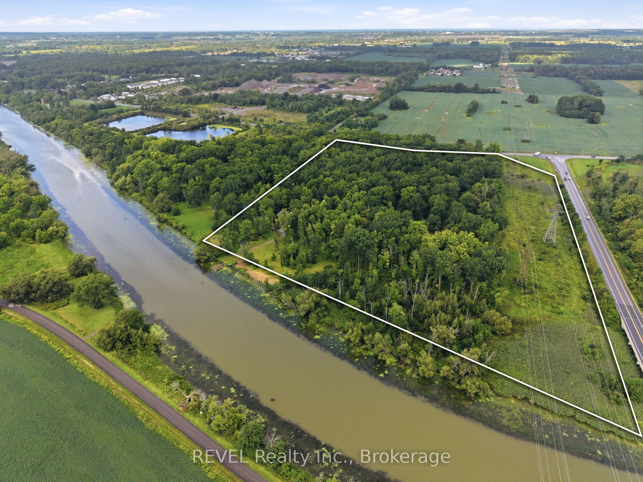 1247 Chippawa Creek Road