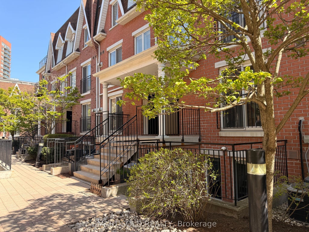 Photo of 10 Laidlaw Street #725, Toronto, ON M6K 1X2 (MLS # W13108130)
