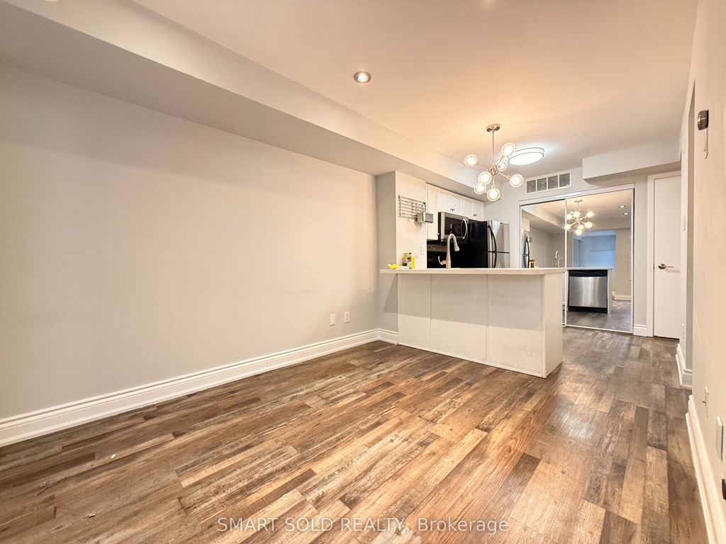 Photo of 10 Laidlaw Street #725, Toronto, ON M6K 1X2 (MLS # W13108130)