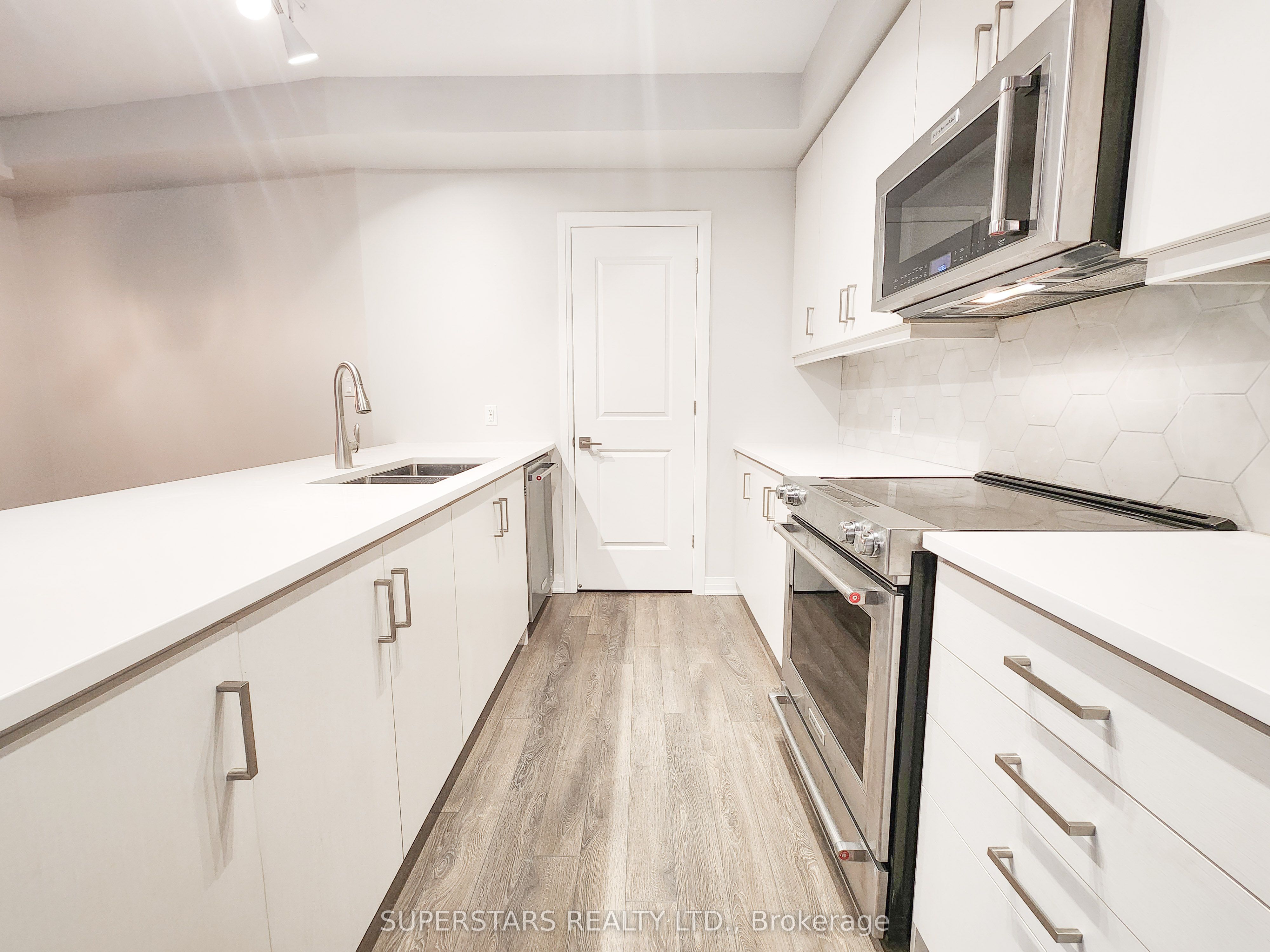 58 Adam Sellers Street 518