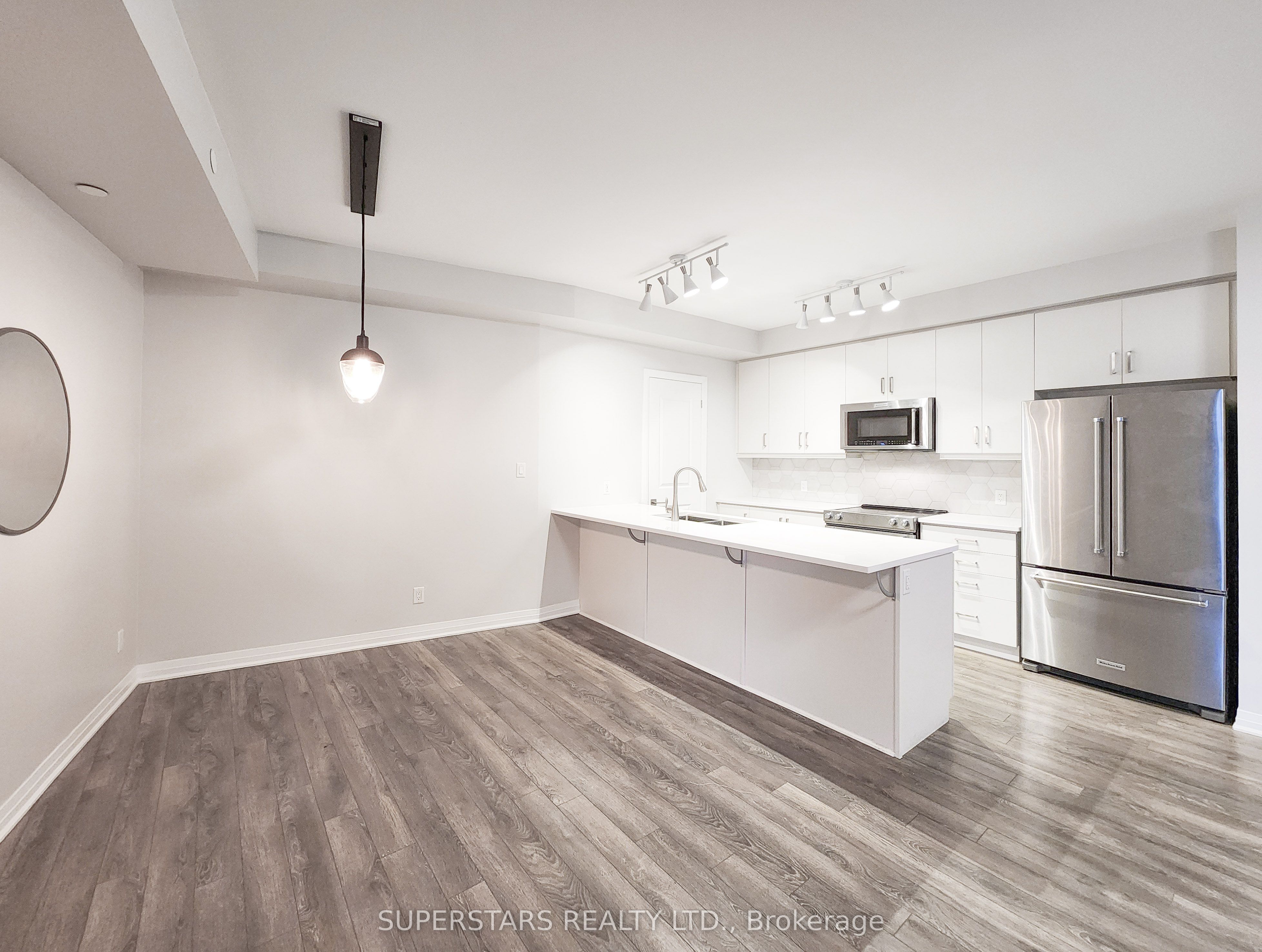 58 Adam Sellers Street 518