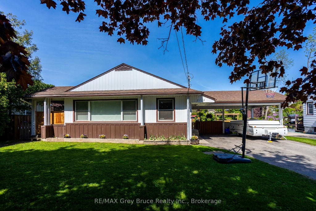 Photo of 2120 4th Avenue W, Owen Sound, ON N4K 4Y5 (MLS # X13725512)