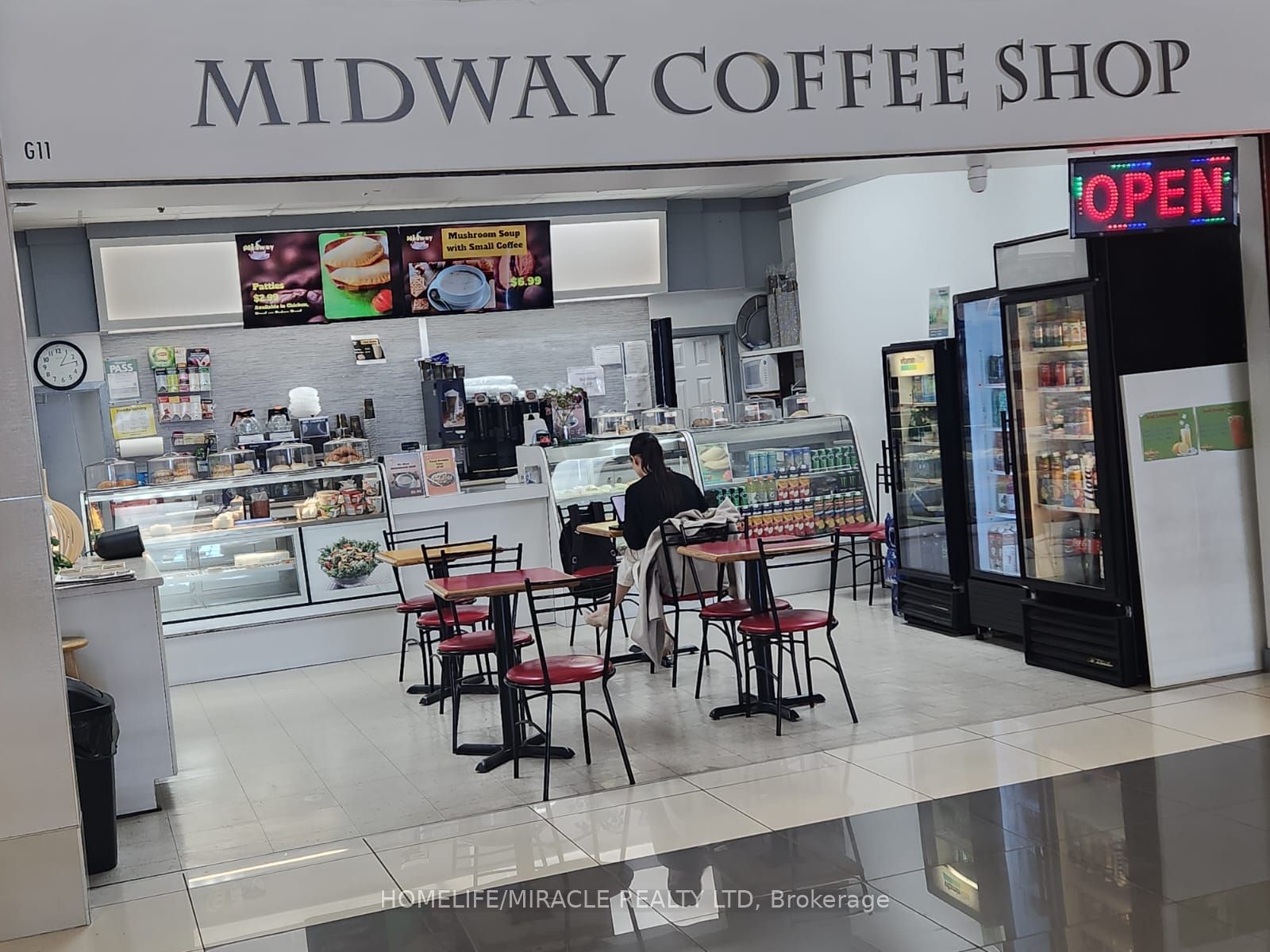 2340 Dundas Street W G11