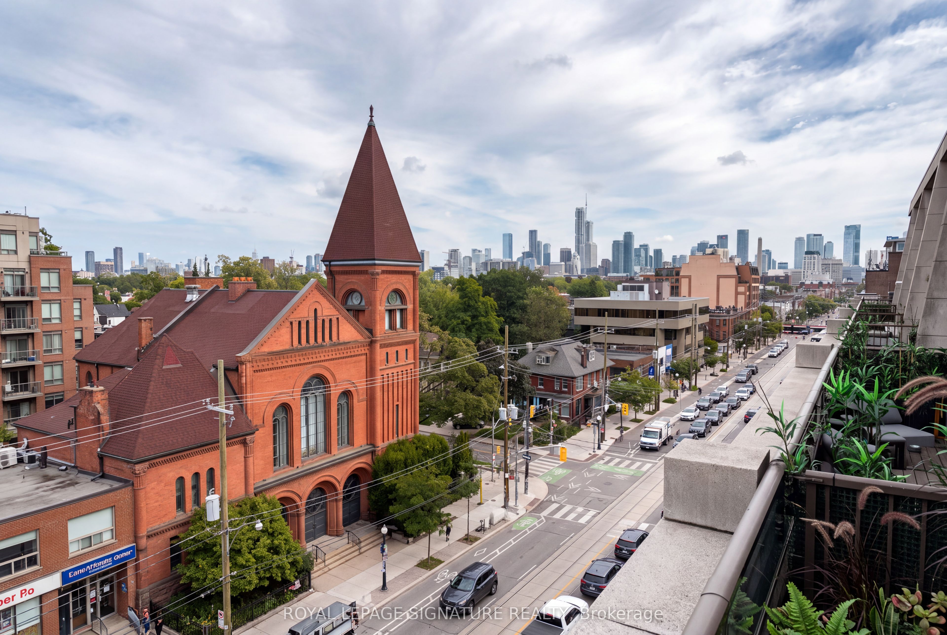 308 Palmerston Avenue PH07