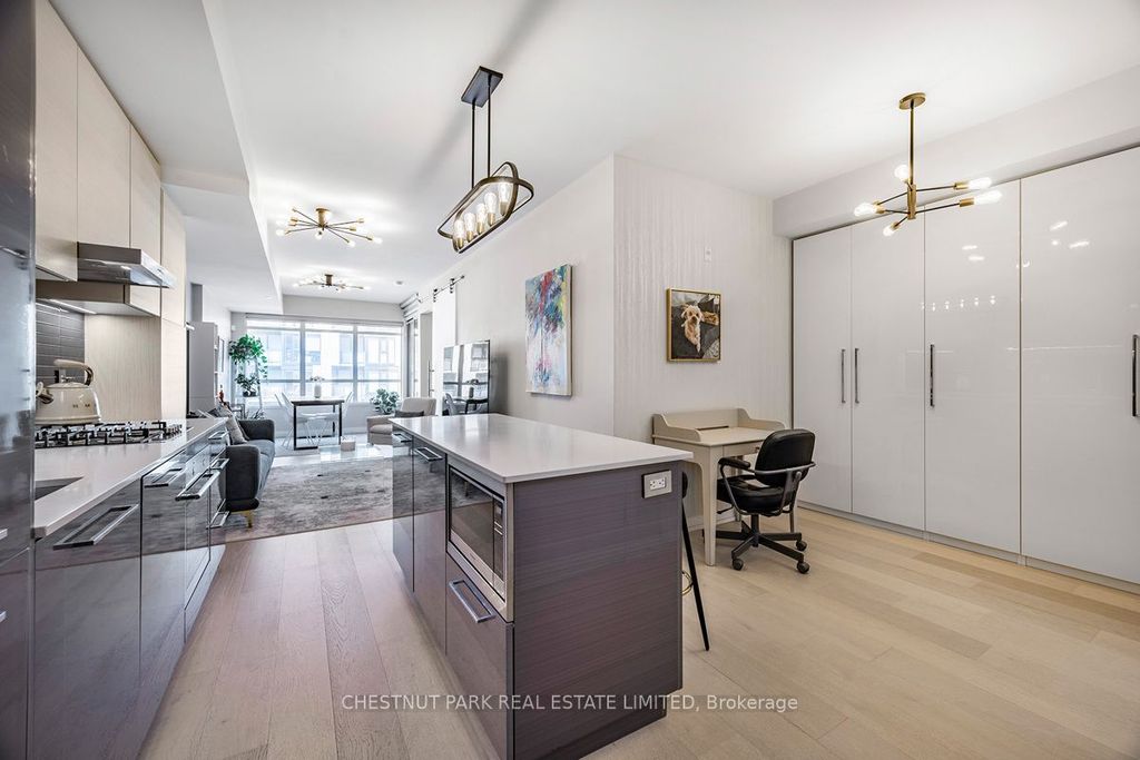 Photo of 835 St. Clair Avenue W #304, Toronto, ON M6C 0A8 (MLS # C12373183)
