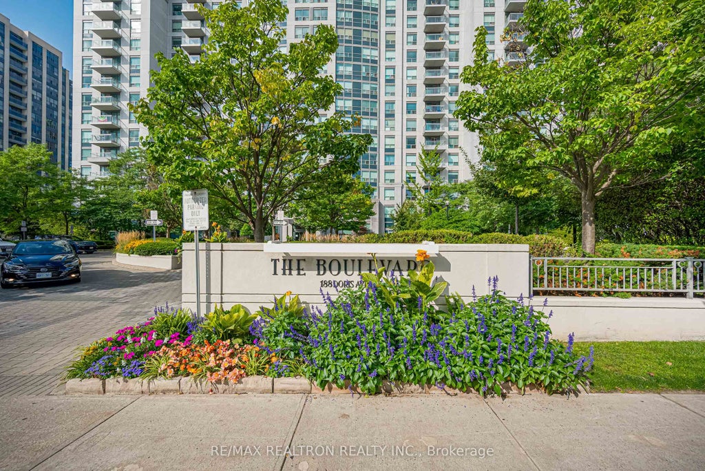 Photo of 188 Doris Avenue #515, Toronto, ON M2N 6Z5 (MLS # C13820720)