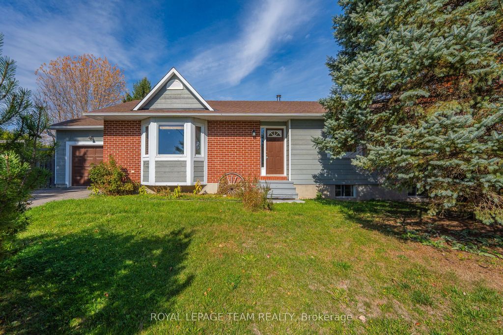 Photo of 106 Porcupine Trail, Constance Bay - Dunrobin - Kilmaurs - Woodlawn, ON K0A 1T0 (MLS # X12465674)