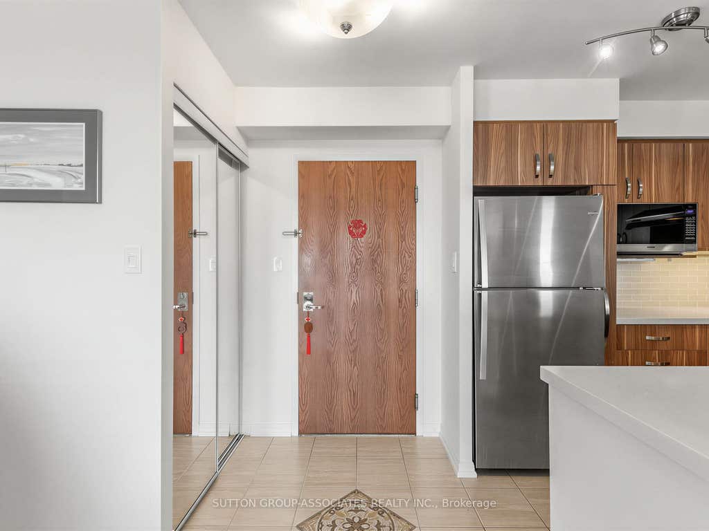 Photo of 23 Lorraine Drive #1706, Toronto, ON M2N 6Z6 (MLS # C13222676)