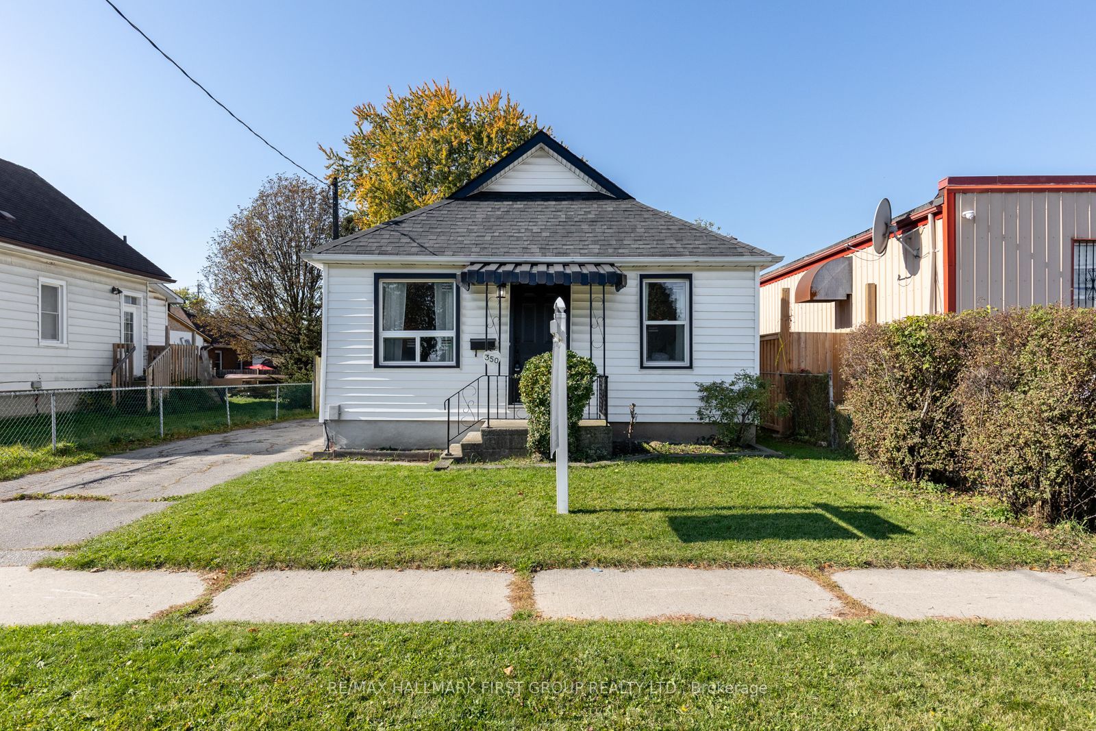 350 Oshawa Boulevard S