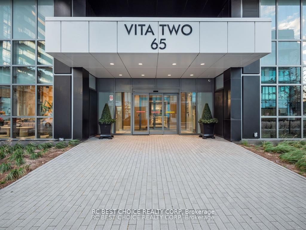 Photo of 65 Annie Craig Drive #1008, Toronto, ON M8V 0G3 (MLS # W13108364)