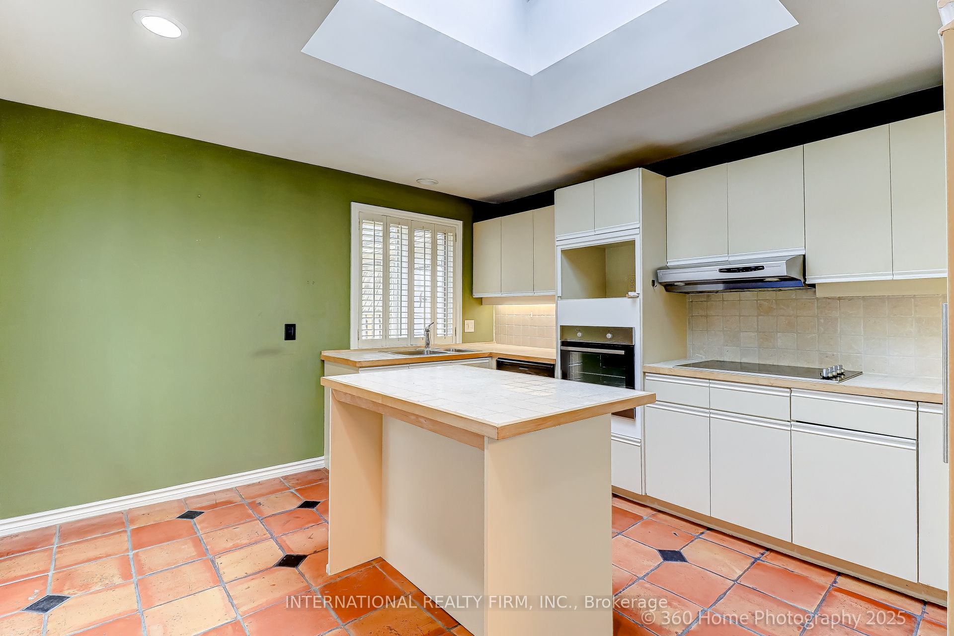 337 Glen Road