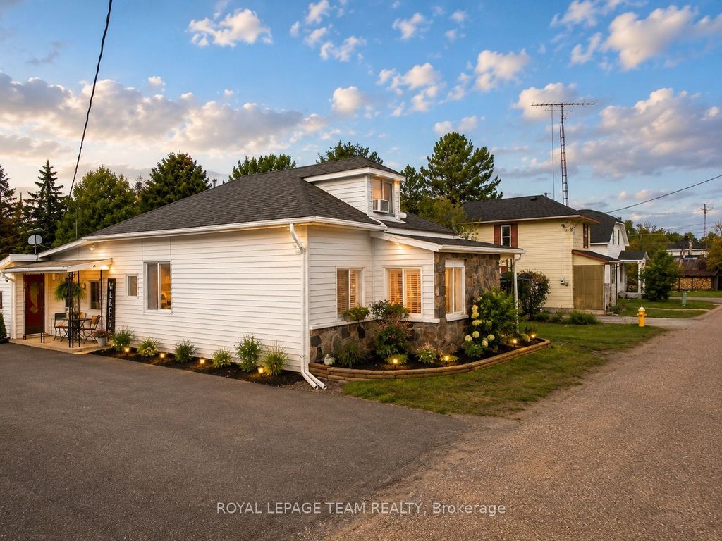 Photo of 26 Lane Street, Madawaska Valley, ON K0J 1B0 (MLS # X13218854)