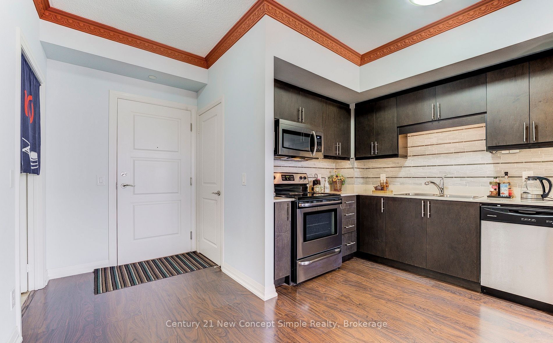 9500 Markham Road 520