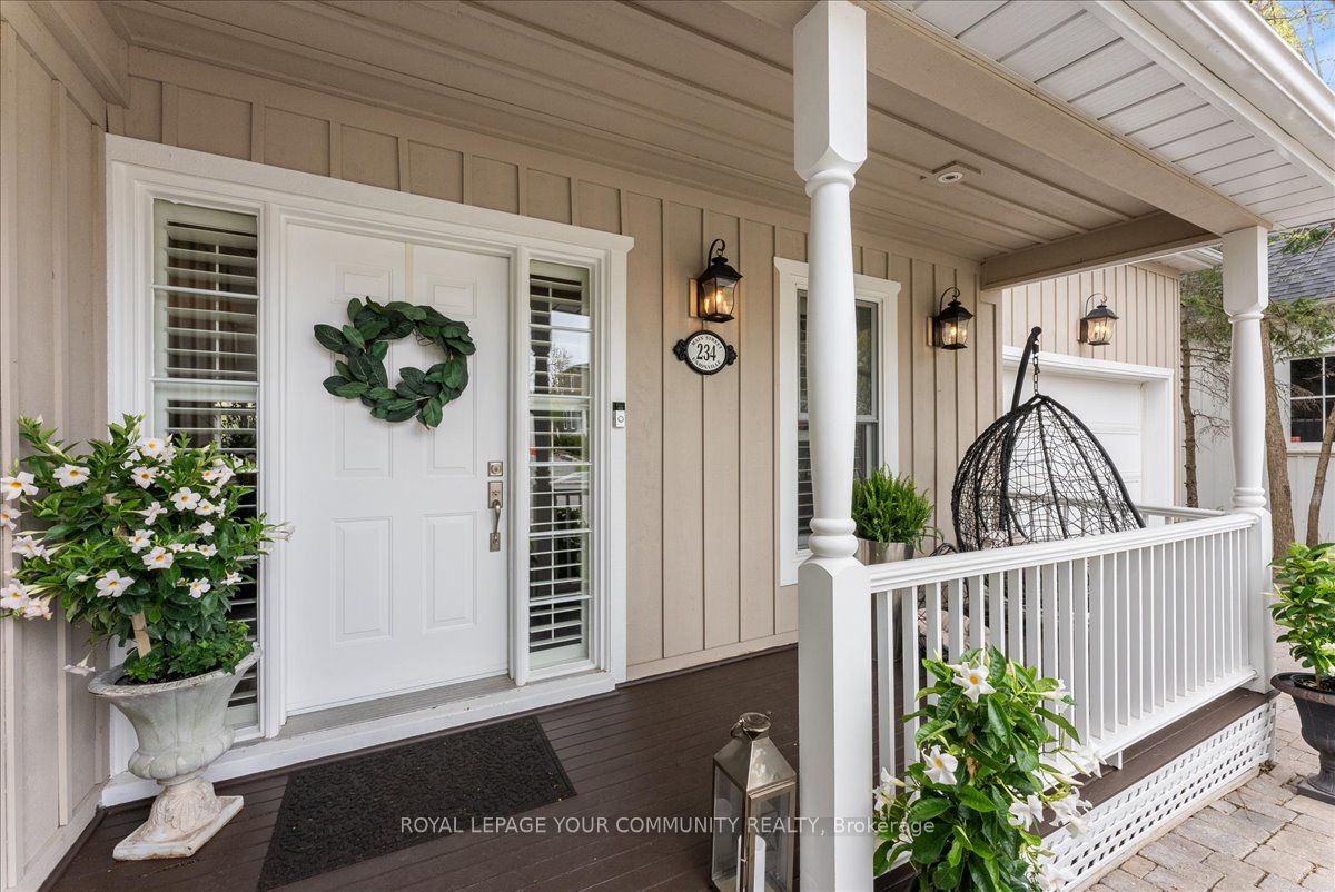 234 Main Street Unionville, Street